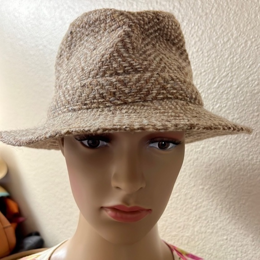 Jonathan Richard Irish Tweed hat small unisex brown white